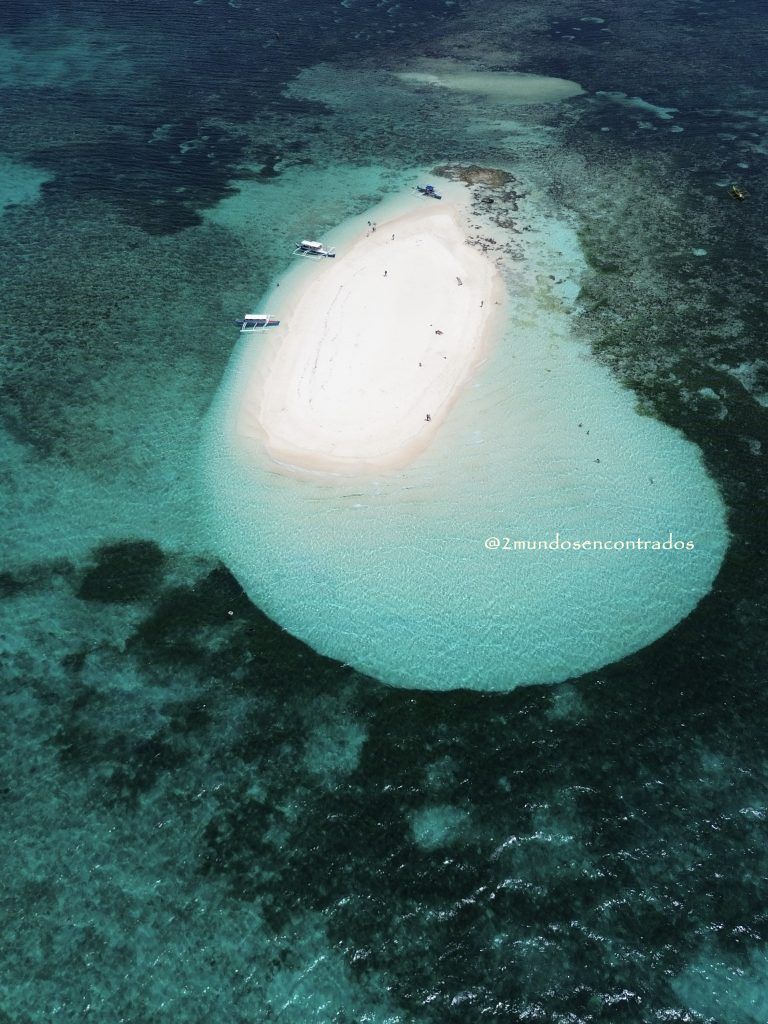 Alojarse en Filipinas, Naked Planet, Siargao