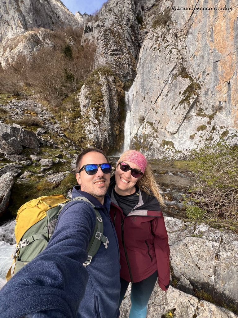 Plateau de Sanchèse y su cascada, Francia