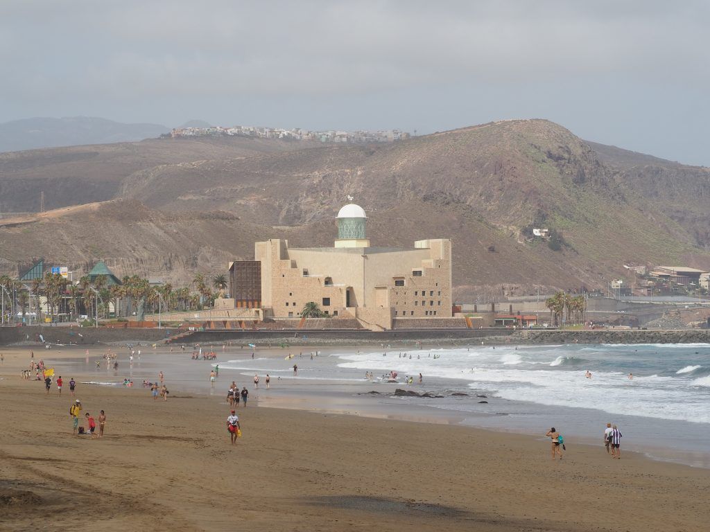 La Playa de las Canteras en Las Palmas de Gran Canaria