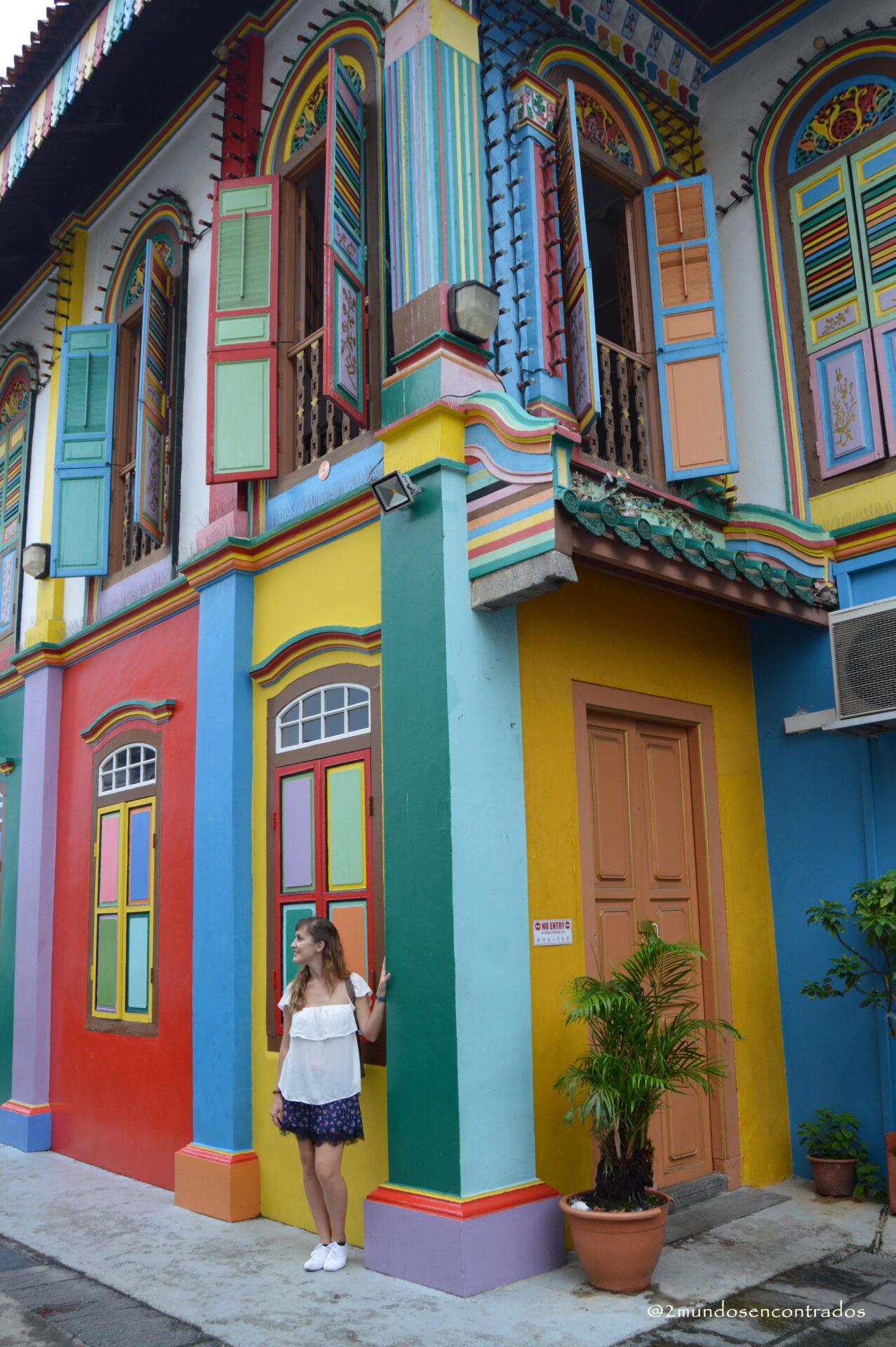 Visitar las casas coloridas