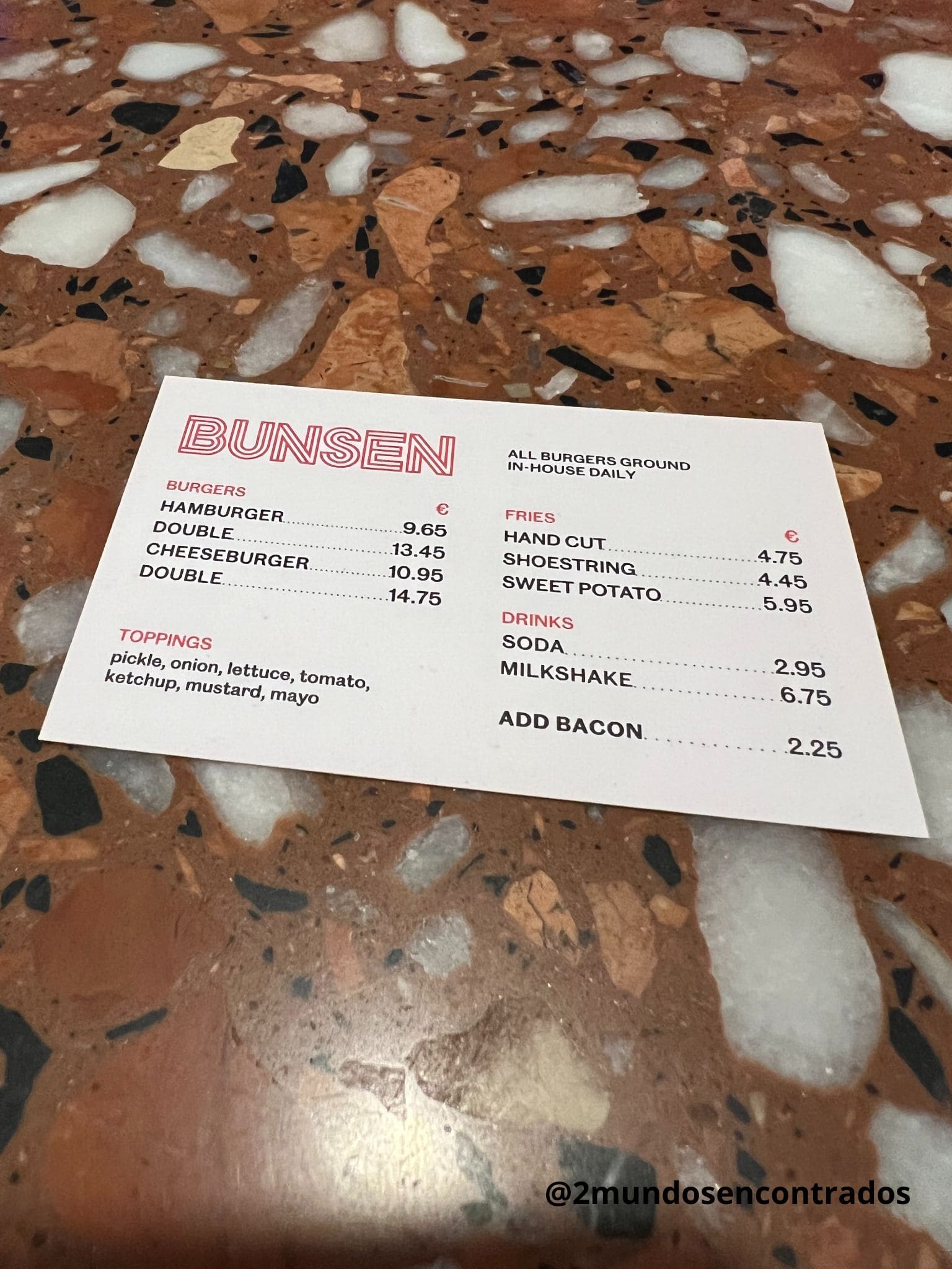 Hamburguesas artesanas en Bunsen, uno de los locales más famosos de Dublín