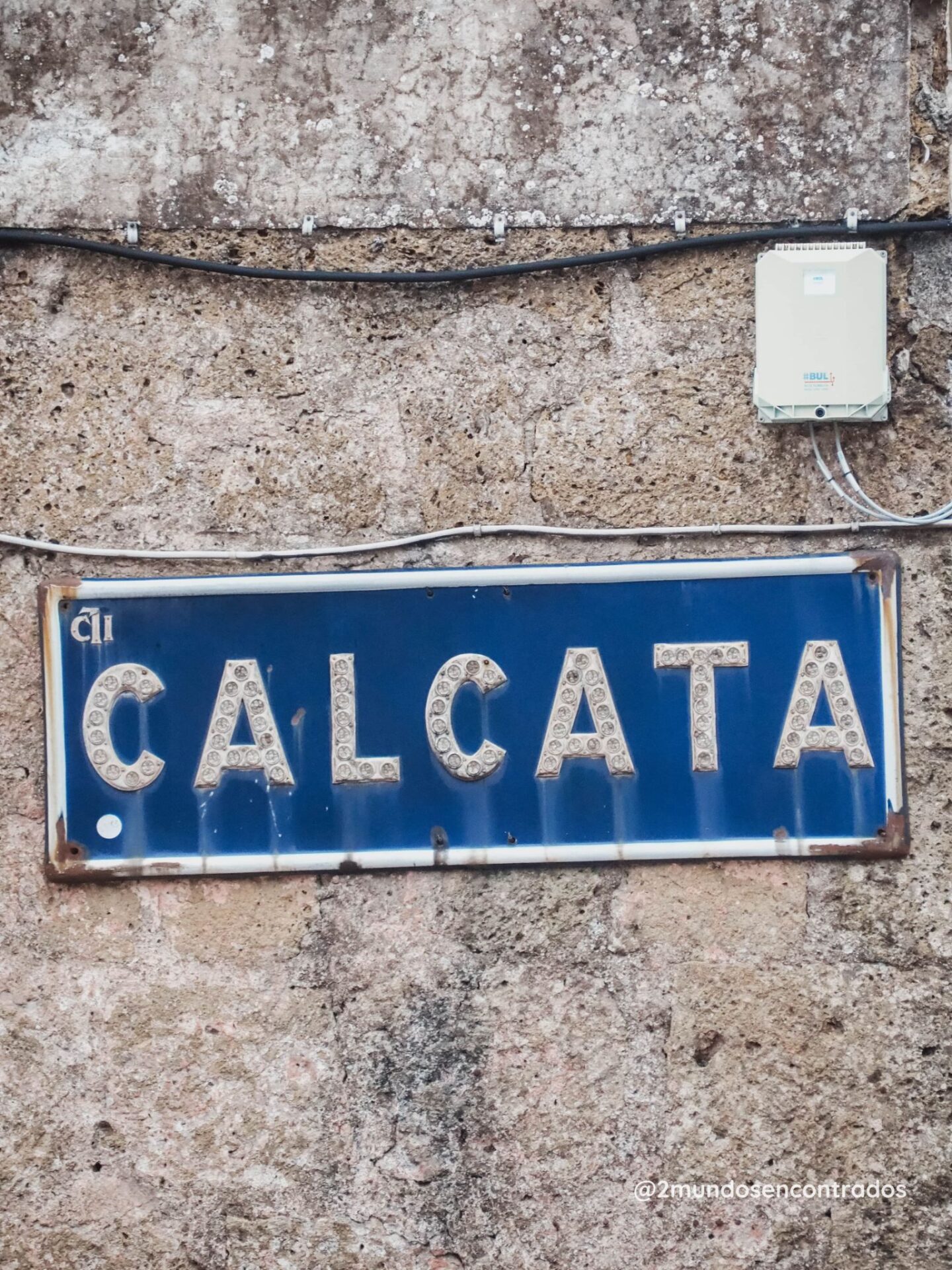Entrada al pueblo de Calcata, con su casco histórico medieval y calles encantadoras.