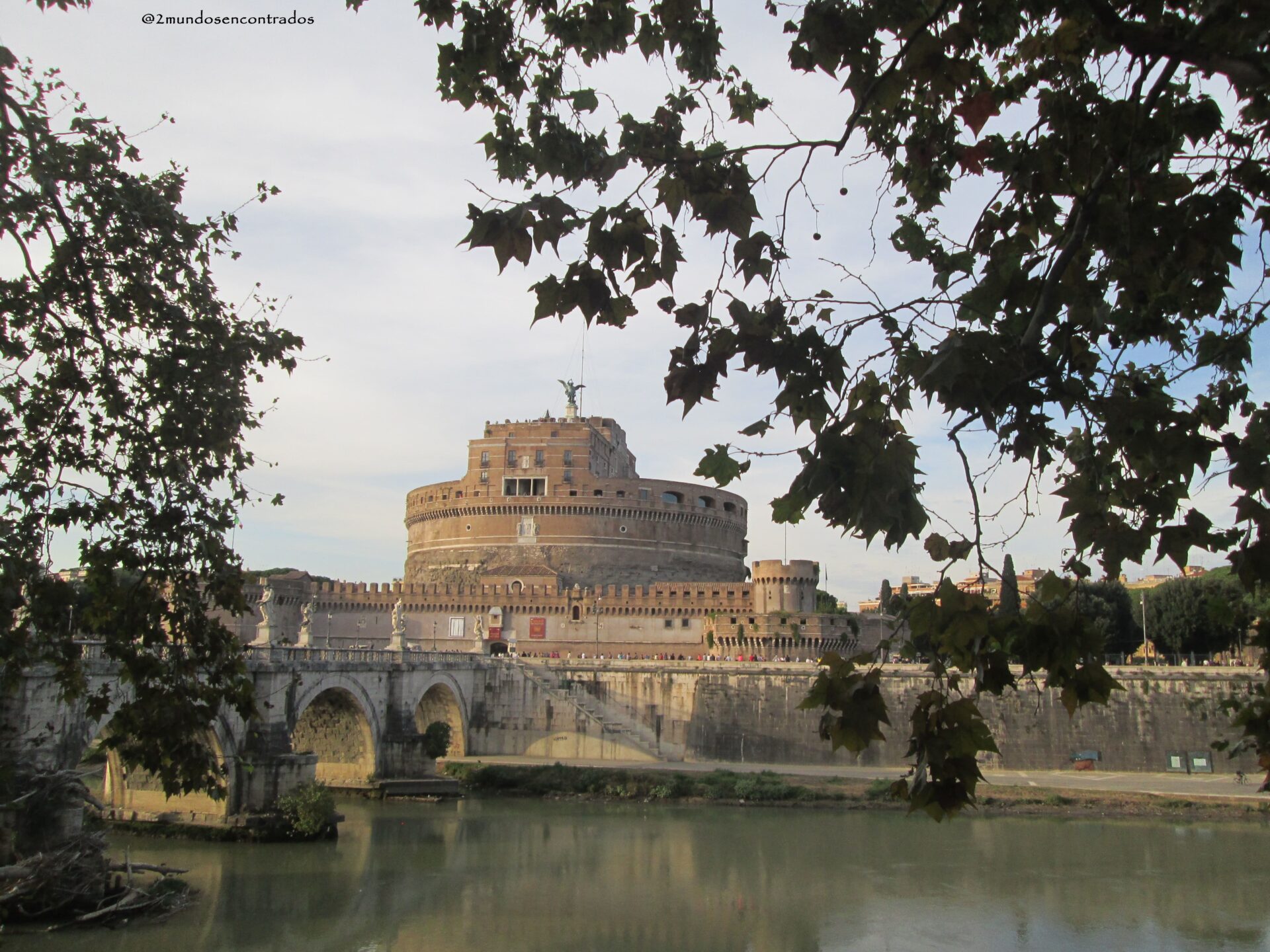 Vista exterior del Castel Sant'Angelo durante un itinerario de qué ver en Roma en 4 días
