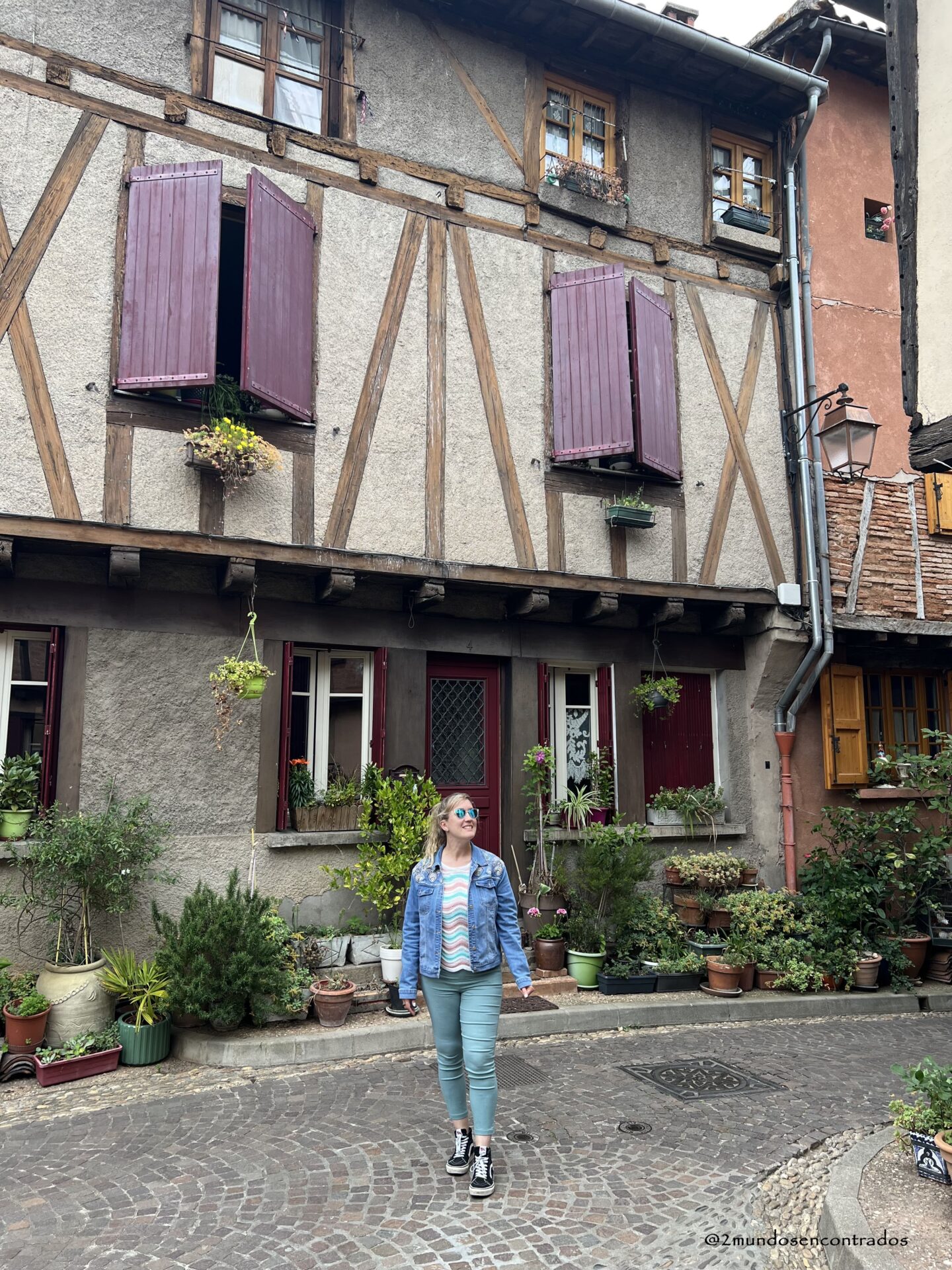Fachadas medievales en el casco antiguo de Albi con arquitectura tradicional. - Qué ver en Albi en 1 día