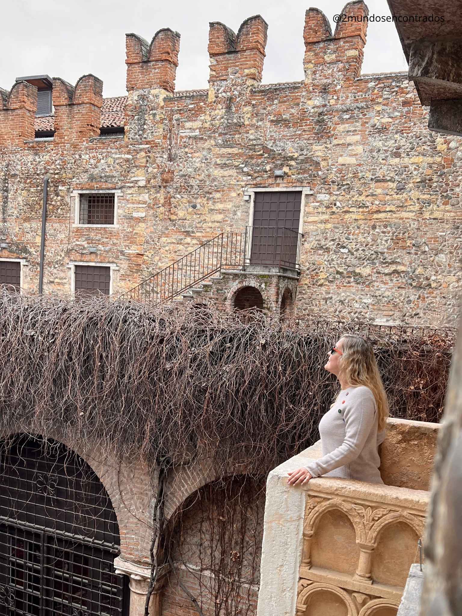 Famoso balcón de Julieta y el patio interior de la casa en Verona. Qué ver en Verona en 2 días